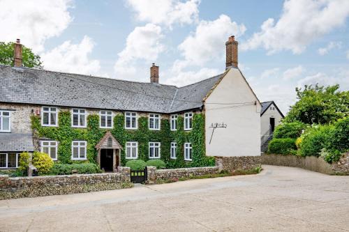 Honiton House | Sutton Barton Farmhouse