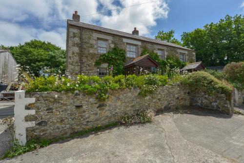 St. Martin House | Swallow Cottage