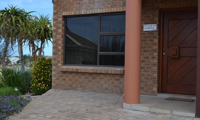 Still Bay Apartment | Swallows Nest