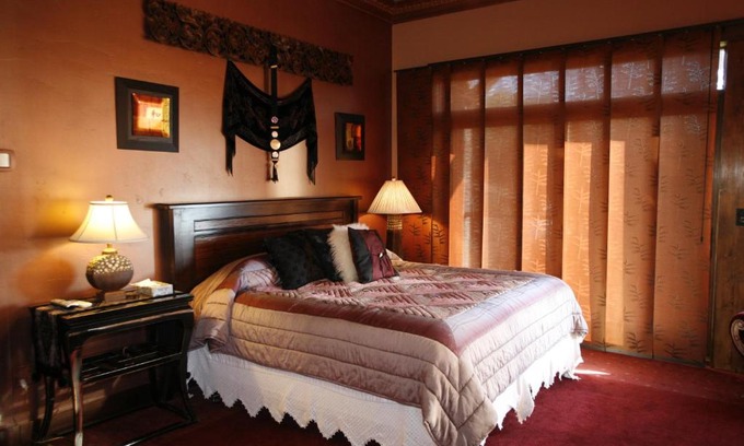 Bigfork Hotel | Swan River Inn