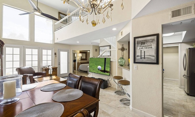 Quail Hill House | Swanky North Phx Upscale Townhome, Patio, Pool, Near Golf