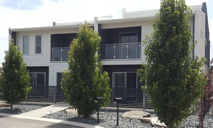 Murray Bridge Apartment | Swanport Central holiday rentals