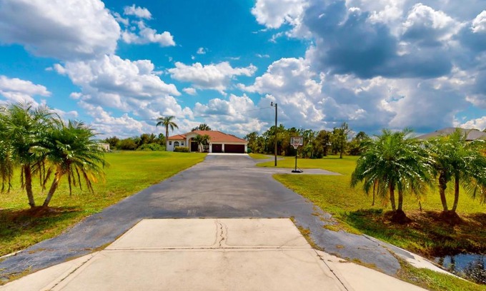Rural Estates House | Swaying Palms Estate