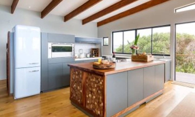 Noordhoek Villa | Sweeping Beachfront Views over Noordhoek and beyond