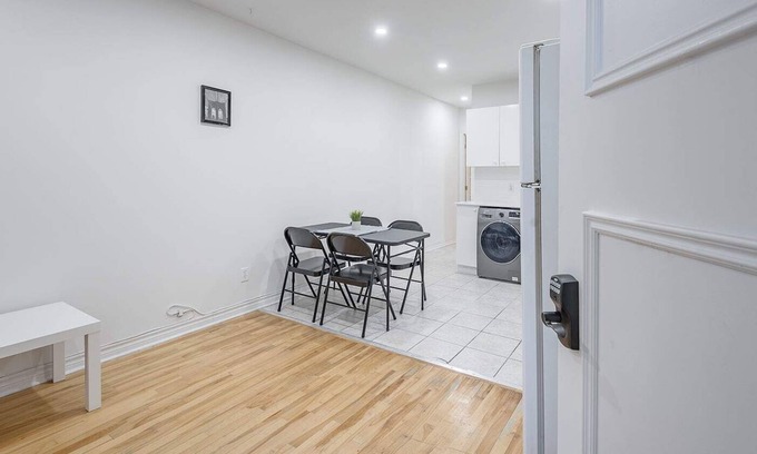 Villeray—Saint-Michel—Parc-Extension Apartment | Sweet 2 Beds Apt 10mins Walk From Metro St-Michel!