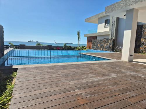 Pointe Aux Sables Apartment | Sweet Berry
