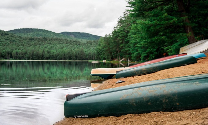 Stony Creek Cabin | Sweet Chalet by the Lake!