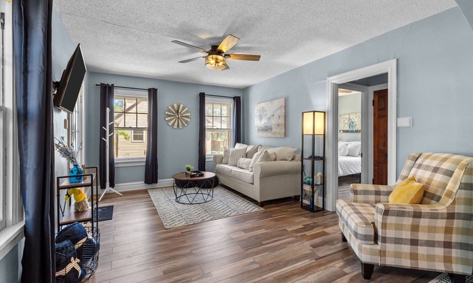 Warrenton House | Sweet Cherry Escape | JZ Vacation Rentals