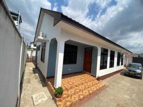 Kunduchi House | Sweet Family & Friendly home in Kunduchi