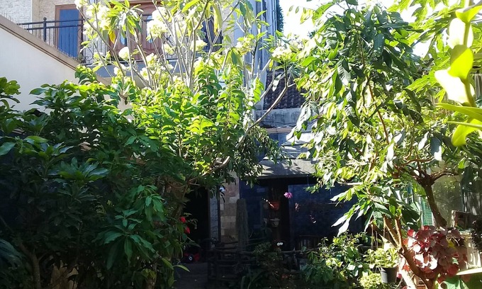 Kepanjen House | Sweet home with Kepanjen views, situated in a convenient, friendly neighborhood.