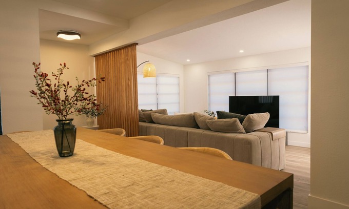 Ludlam House | Sweet Homey in Miami, Heater Pool, Backyard