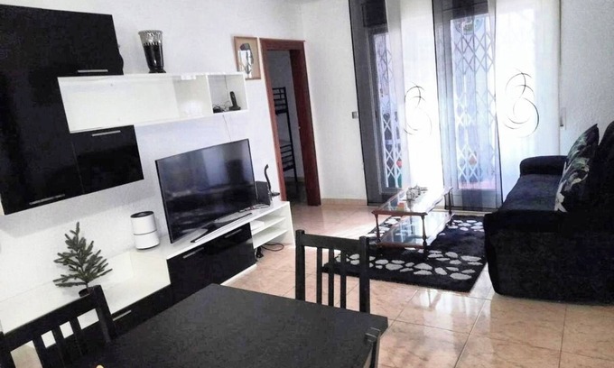El Prat de Llobregat Apartment | Sweet house close to airport