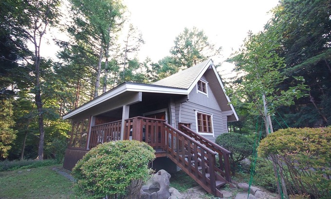 Inawashiro House | Sweet I Finland log and Canadian made/Yama-gu Fukushima