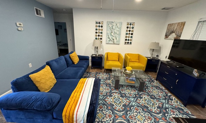Converse House | Sweet n Comfy 4 bedroom