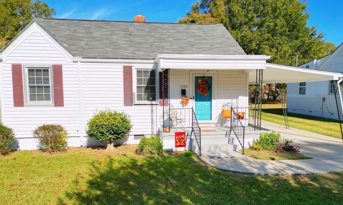 Wilson House | Sweet Retreat at Thel's Place