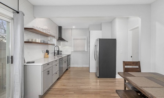 Grandville House | Sweet retreat minutes from Grand Rapids