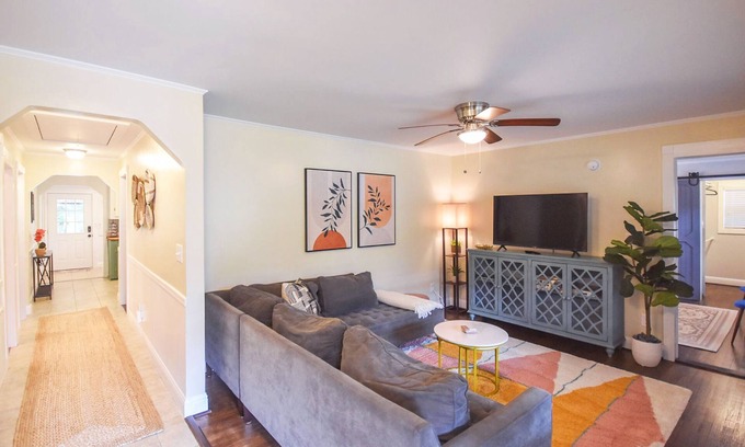Southern Pines House | Sweet Retreat w/Fire Pit, Near Downtown & Golf
