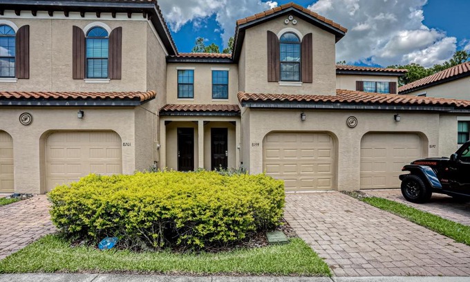 Four Corners House | Sweet Rose