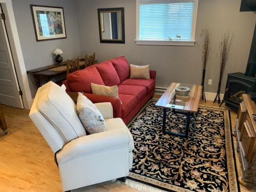 Salmon Arm Apartment | Sweetest Suite Downtown
