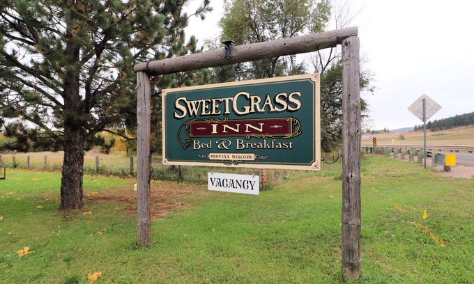 Rapid City Bed & Breakfast | Sweetgrass Inn B&B
