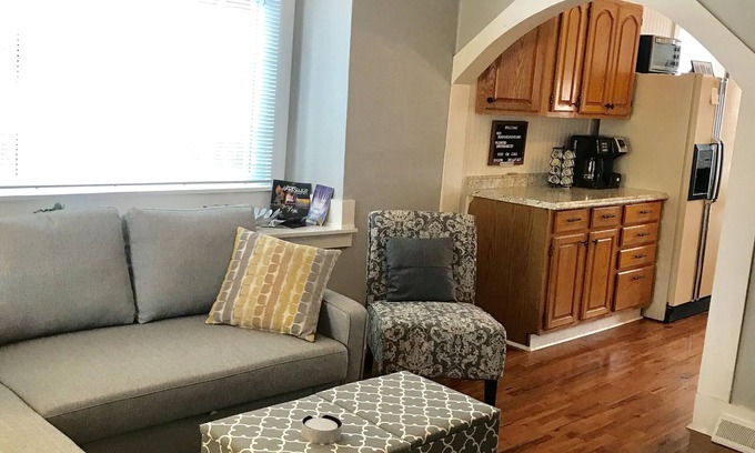 Loveland House | Sweetheart City Guest House - Loveland Colorado (entire home + fenced backyard)