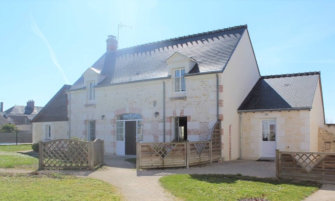 Chatillon-sur-Cher House | ** Swimming pool - Sleeps 28 - PRM access - Zoo **