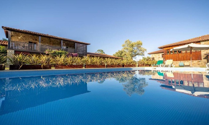 Amares Apartment | Swimming Pool | Wifi | Games Room | MyStay