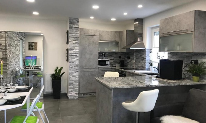 Mosonmagyarovar Apartment | Swiss Apartment