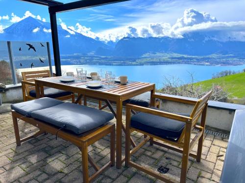 Goldiwil Ski Chalet | SwissHut Stunning Views Alps & Lake - Chalet Schärme