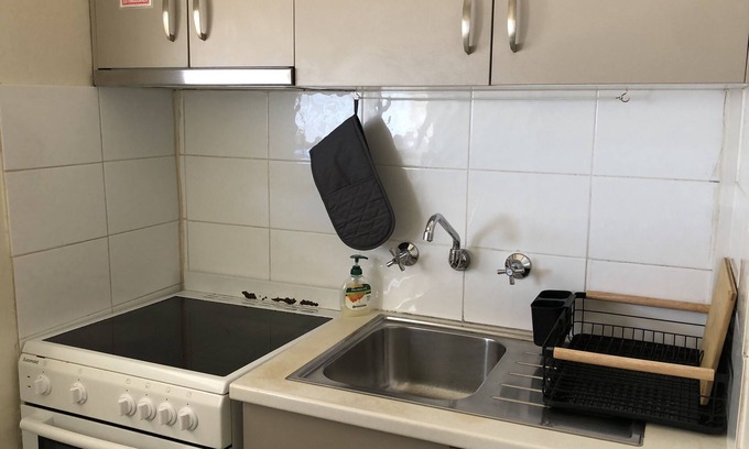 Homebush House | Sydney Olympic Park 1 Bedroom Bungalow half house, private entry, all yours