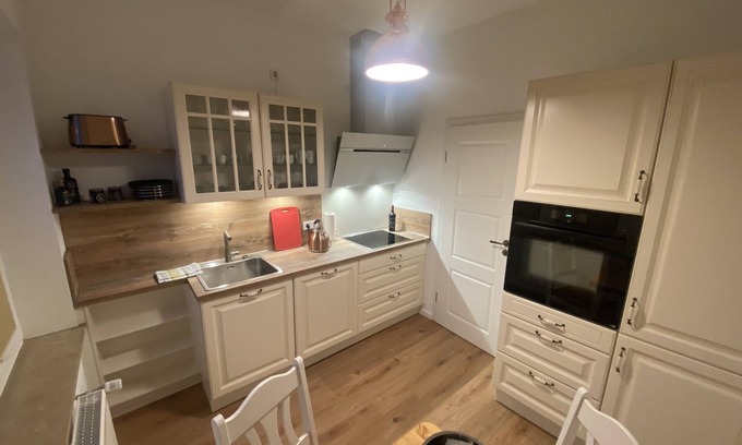Hilden Apartment | Sylt:Fair-/Business-/FeWo Düsseldorf/Hilden 2 bedrooms for 4 persons 48 m²
