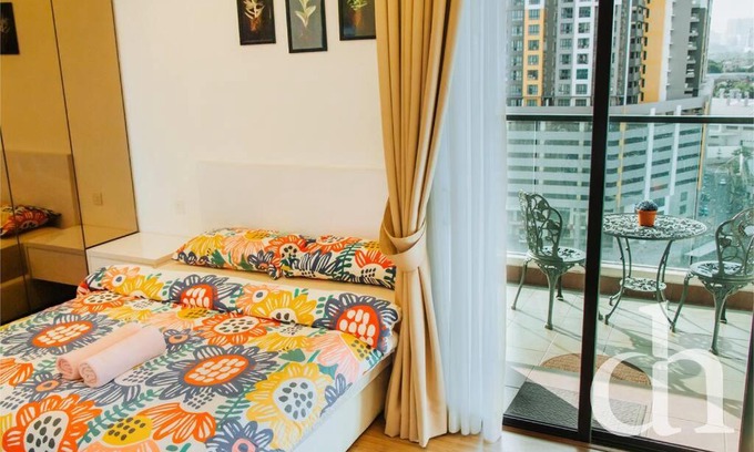 Seri Kembangan Apartment | Symphony Tower -Simfo 19- Big Balcony, Free Wifi, Parking,