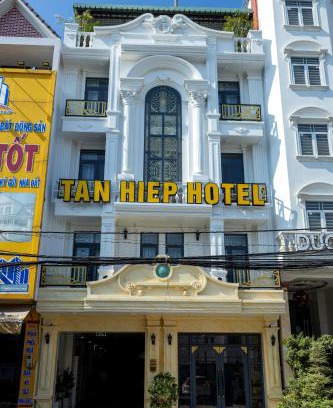 Bien Hoa Hotel | Tân Hiệp Hotel