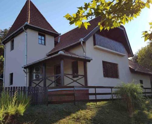 Mezotur House | Tó úti Vendégház