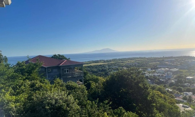 Old Harbour House | T & A Tranquility Travel Home 🏡