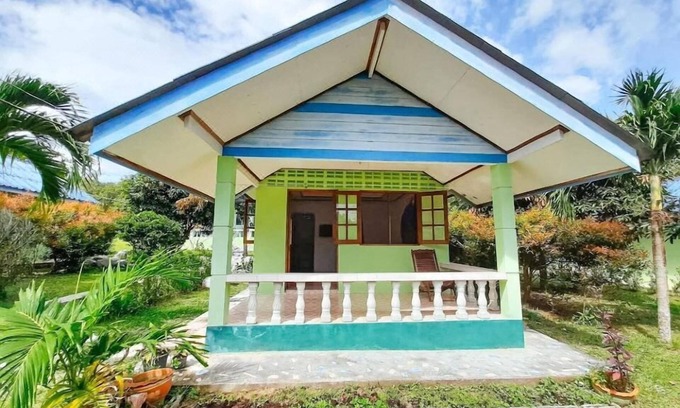 Ranong Hotel | T and T House - Adults Only