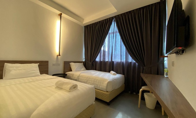 Kampung Pumpong Hotel | T Hotel Jalan Sultanah