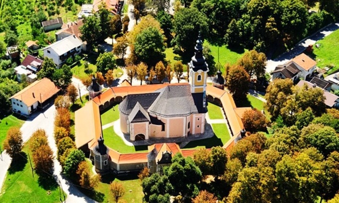 Krapina Apartment | T & P- 200m From Centar City - SA1