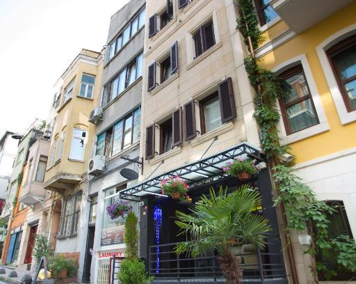 Taksim Hotel | T-Square Residence