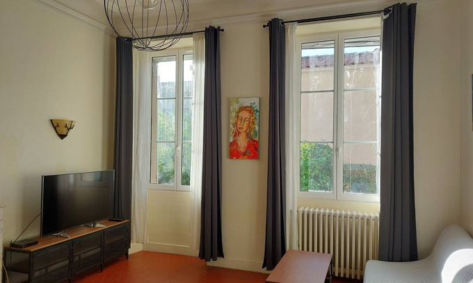 Gardanne Apartment | T1 Private terrace Enclosed parking Fibre