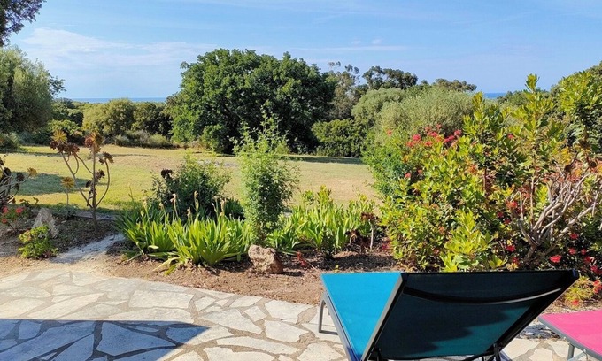 Corbara Apartment | T2, 350 m from Bodri BEACH, Sea view, Air-conditioning, on large landscaped grounds.