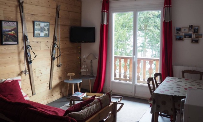 Laveissiere Apartment | T2 apartment in the heart of the resort with heated pool - Le Lioran