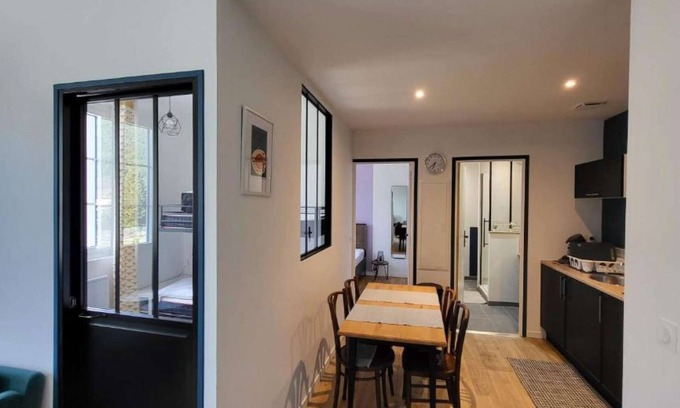 Lourdes Apartment | T2 Bis Escapade near train station, town center, parking