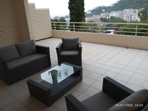 Ville-di-Pietrabugno Apartment | T2 vue panoramique mer montagne