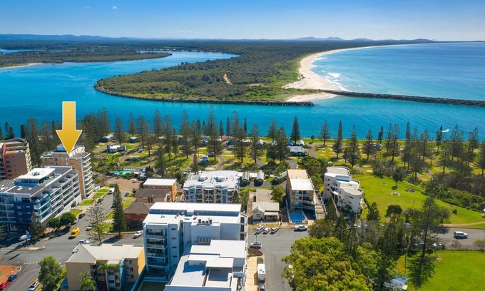 Port Macquarie Apartment | T21 Tasman Towers Penthouse Apt 21