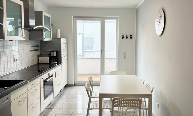 Troisdorf Apartment | T23 - 3 room vacation apartment in Troisdorf, 75 sqm, max. 7 persons