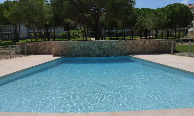 Calvi Apartment | T3 65 m2 +55 m2 terrace, in residence with park and swimming pool. beach center 400m