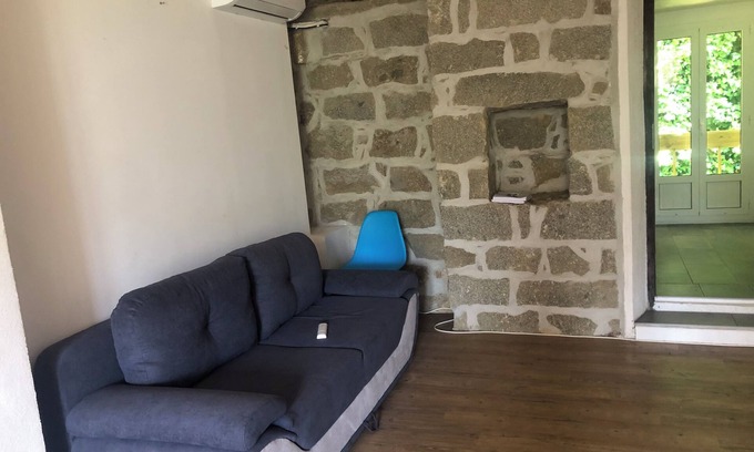 Aullene Apartment | T3 apartment in air-conditioned village house
