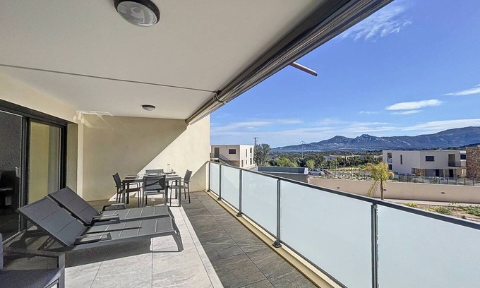 Calvi Apartment | T3 Apartment - Residence with swimming pool