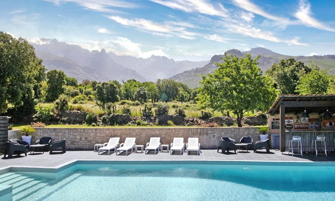 Calenzana Apartment | T3 CLEMENTINU in a Corsican villa, any comfort, in peace, with swimming pool.